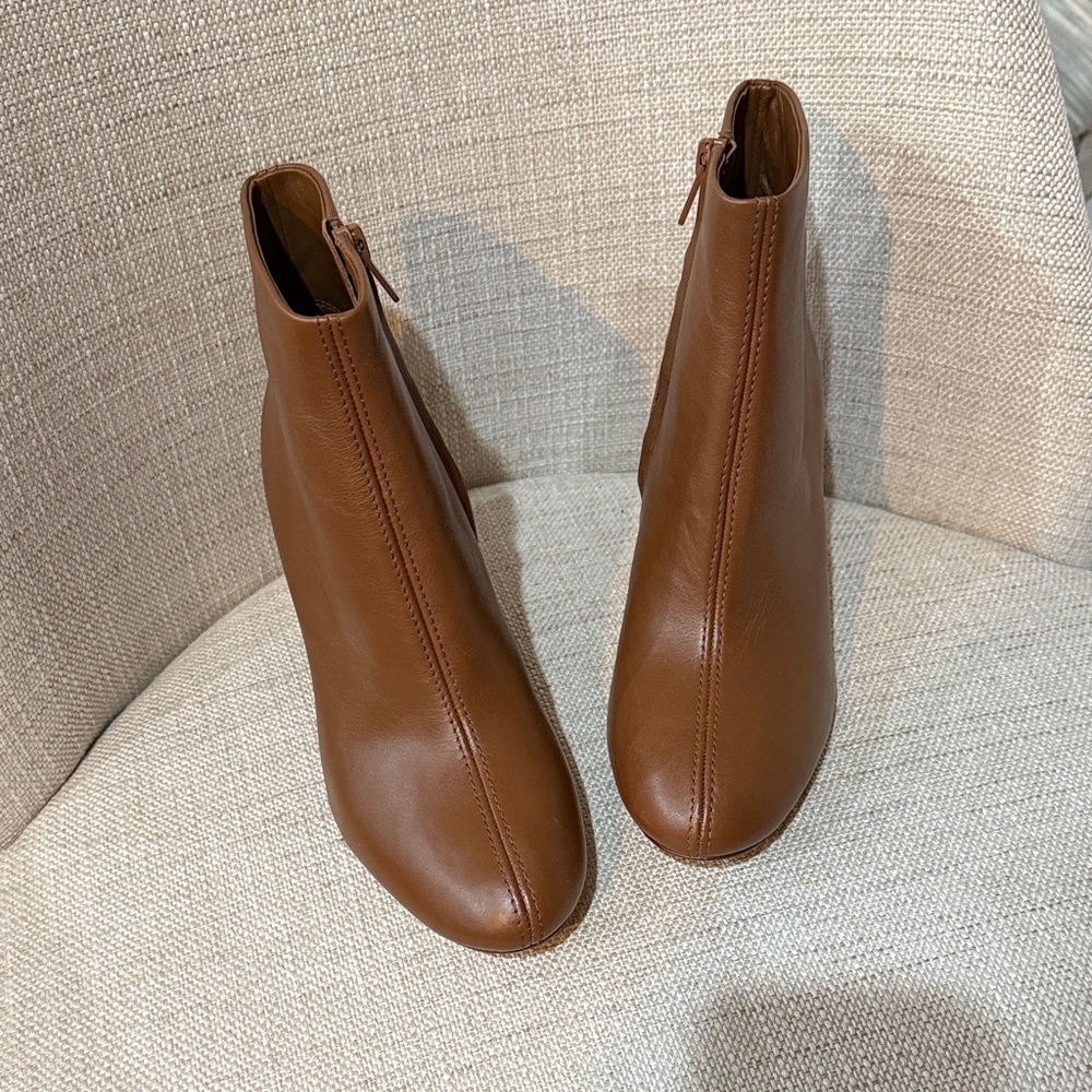 Vince Terri Coriander Leather Ankle Booties